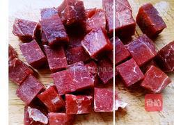 番茄牛肉什锦煲的做法图解2