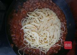 肉酱茄汁意面的做法图解7