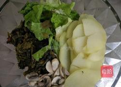 酸菜水煮肉片的做法图解5