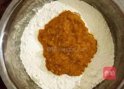 Pumpkin Chrysanthemum Steamed Buns Recipe Illustration 3