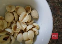 莲子百合粥的做法图解3