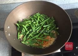 咸蛋黄炒长豆角的做法图解15