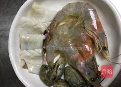 海鲜鱼饼汤的做法图解2