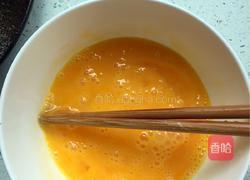 金针菇炒鸡蛋的做法图解3