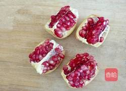 巧剥石榴的做法图解7
