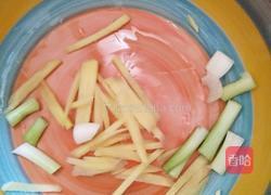 黄骨鱼嫩汤的做法图解2