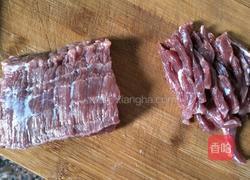 蒜薹炒牛肉的做法图解2