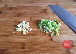 黄豆芽炒肉的做法图解5