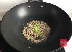 黄豆芽炒肉的做法图解6