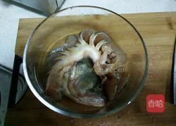 孔雀开屏鲈鱼的做法图解3