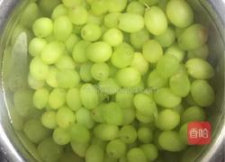 鲜榨新疆葡萄汁的做法图解3