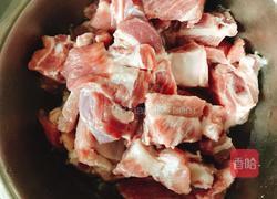 番茄肋排的做法图解1