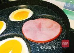 煎蛋汉堡的做法图解4