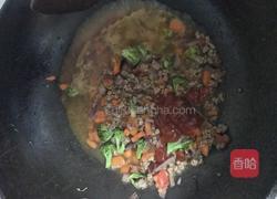 番茄牛肉芝士焗饭的做法图解4