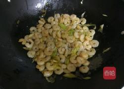 虾仁鸡蛋的做法图解6