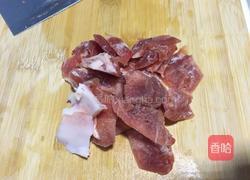 猪肉炖土豆胡萝卜山药的做法图解2