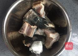 酱五香黑鱼块的做法图解6