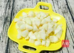 香梨百合無花果冰糖羹的做法圖解2