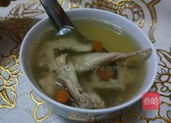 花旗参鸽子汤的做法图解5