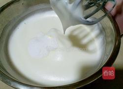 喷花可可戚风蛋糕的做法图解9