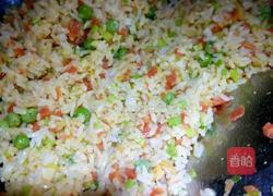 黄金炒饭的做法图解9