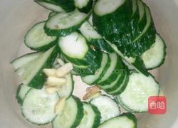 香烤孜然朵椒三文鱼皮的做法图解2