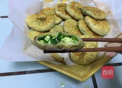韭菜鸡蛋馅饼的做法图解10