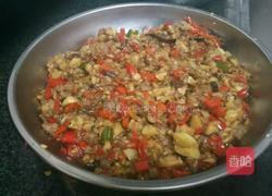 香菇辣肉酱的做法图解5