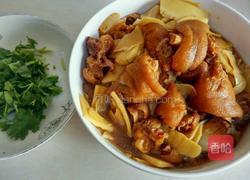 竹笋烧猪蹄的做法图解21