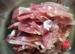 彩椒炒瘦肉的做法图解2