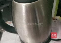 泡面的做法图解1