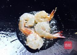 芹香炒河粉的做法图解7