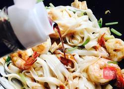 芹香炒河粉的做法图解13