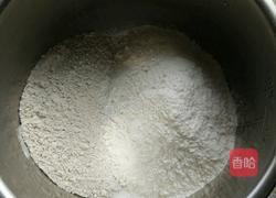 荞麦芝麻葱香花卷的做法图解1