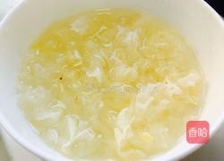 桃胶银耳羹的做法图解2