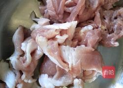 海鲜菇炒肉的做法图解2