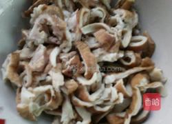 辣椒炒大肠的做法图解2