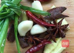 卤猪脚的做法图解2