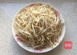 醋溜绿豆芽的做法图解1