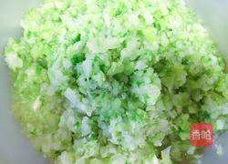 白菜蚬子猪肉馅饺子的做法图解6
