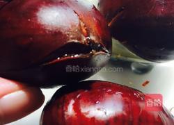 板栗小米粥的做法图解2