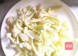 小炒菜花的做法图解1