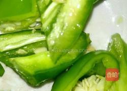 锅盔炒大肉的做法图解3