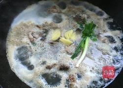 莲藕玉米龙骨汤(电炖锅版)的做法图解7