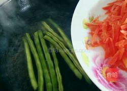 金枪鱼饭卷的做法图解7