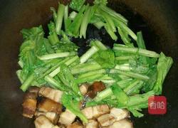 春菜炒肉的做法图解4