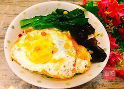 鸡蛋香盖面的做法图解1