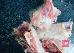 干贝节瓜煲筒骨的做法图解2