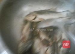 鲫鱼汤的做法图解5