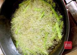 干煸四季豆的做法图解5